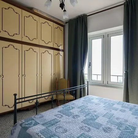 La Casa Sul Golfo Apartment *